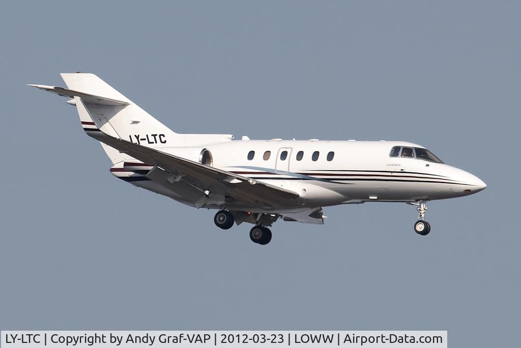 LY-LTC, 2007 Hawker Beechcraft 900XP C/N HA-0019, Hawker 900