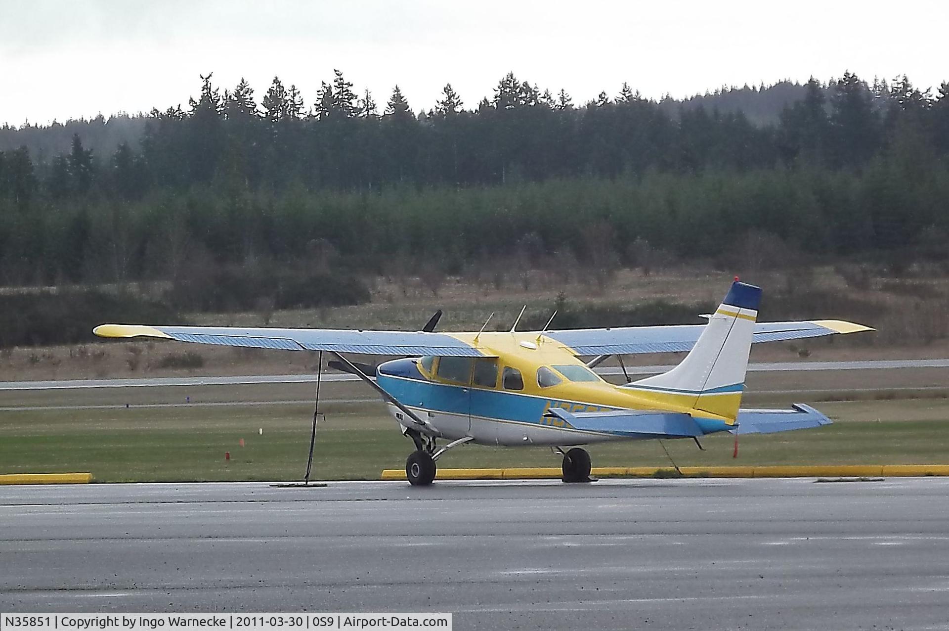 N35851, 1975 Cessna U206F Stationair C/N U20602757, Cessna U206F Stationair at Jefferson County Intl Airport, Port Townsend WA