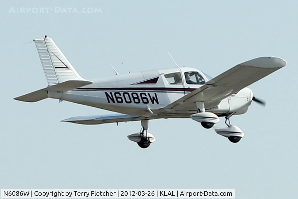 N6086W, 1964 Piper PA-28-140 C/N 28-20100, 1964 Piper PA-28-140, c/n: 28-20100 at 2012 Sun n Fun
