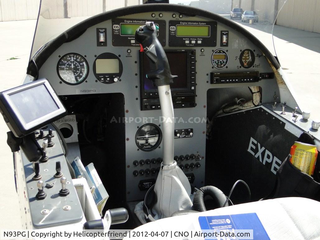 N93PG, 2003 Leza-Lockwood Air Cam C/N AC057, Front cockpit