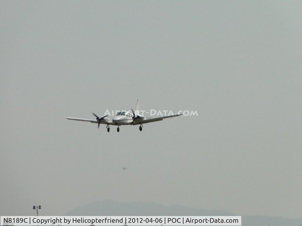 N8189C, 1980 Piper PA-34-200T Seneca C/N 34-8070184, On final for 26L