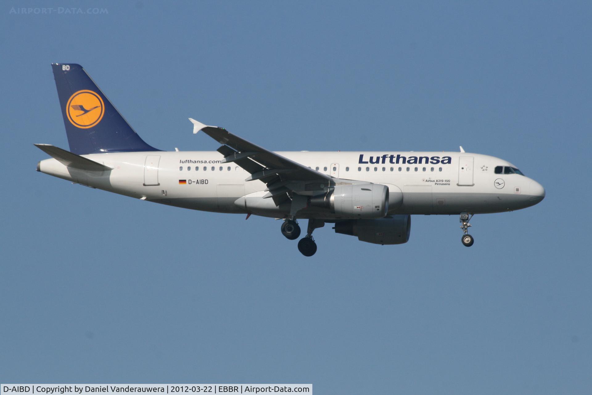 D-AIBD, 2010 Airbus A319-112 C/N 4455, Arrival of flight LH1008 to RWY 02
