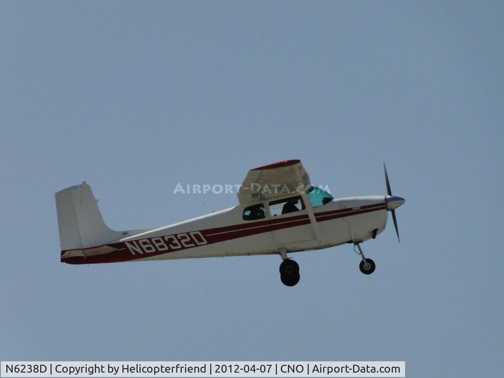 N6238D, 1979 Cessna 172N C/N 17272656, Climbing out after lift off