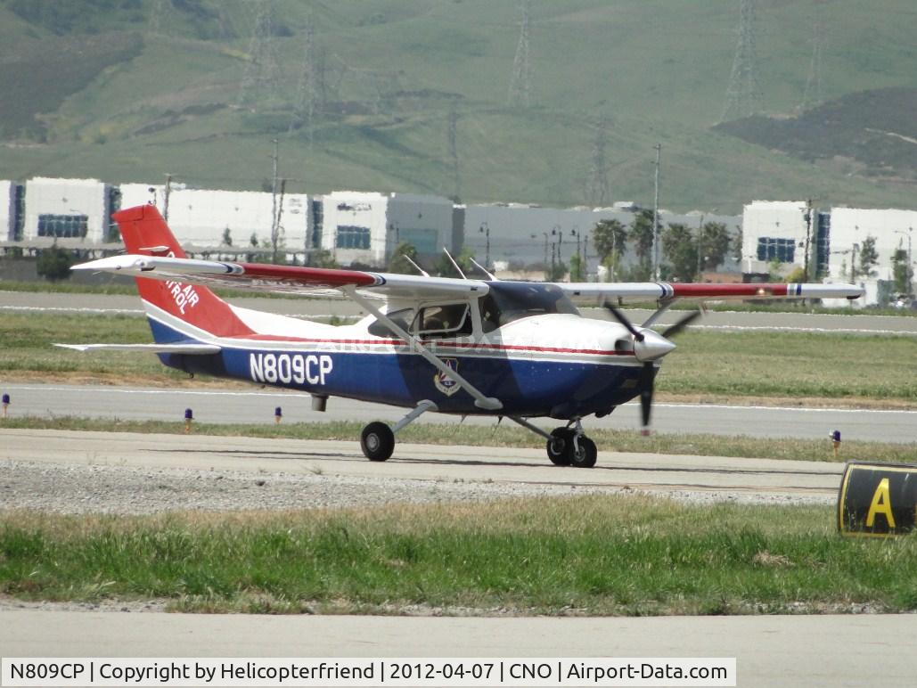 N809CP, 2003 Cessna 182T Skylane C/N 18281222, Awaiting permission to taxi to display area
