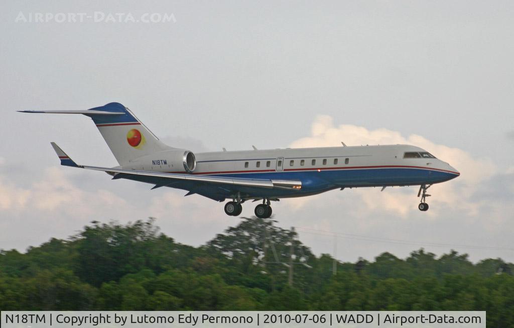 N18TM, 2001 Bombardier BD-700-1A10 Global Express C/N 9090, Global Express