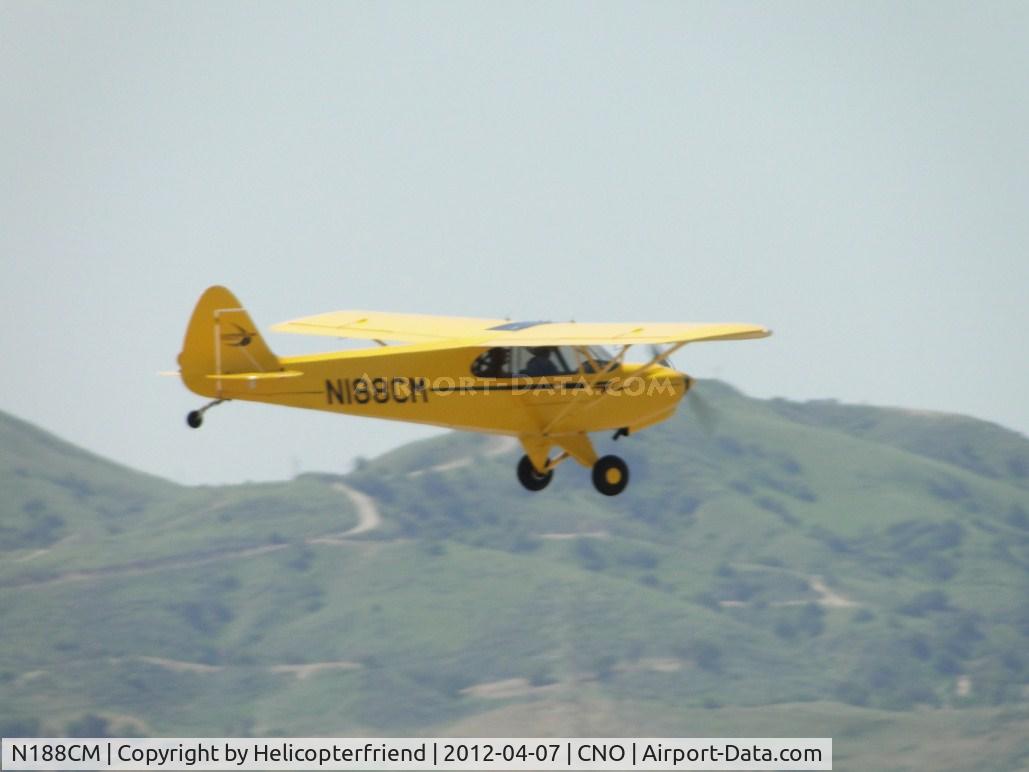 N188CM, 2009 Cub Crafters CC11-160 Carbon Cub SS C/N CC11-00104, Was taking off from 26R as N550WS was taking off from 26L