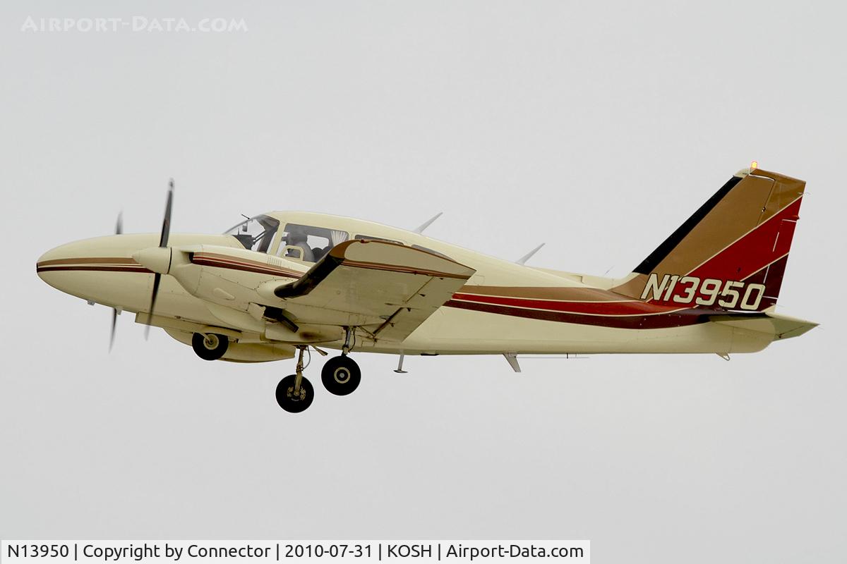 N13950, 1970 Piper PA-23-250 Aztec C/N 27-4567, EAA Airventure 2010.