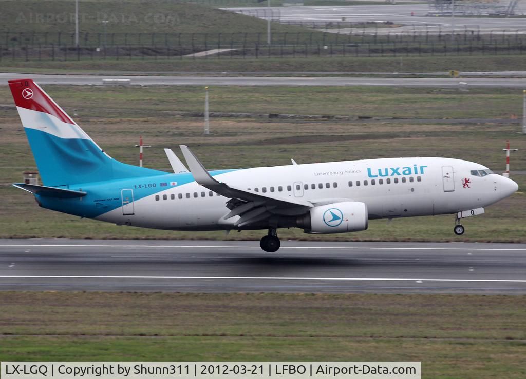 LX-LGQ, 2004 Boeing 737-7C9 C/N 33802, Landing rwy 14R