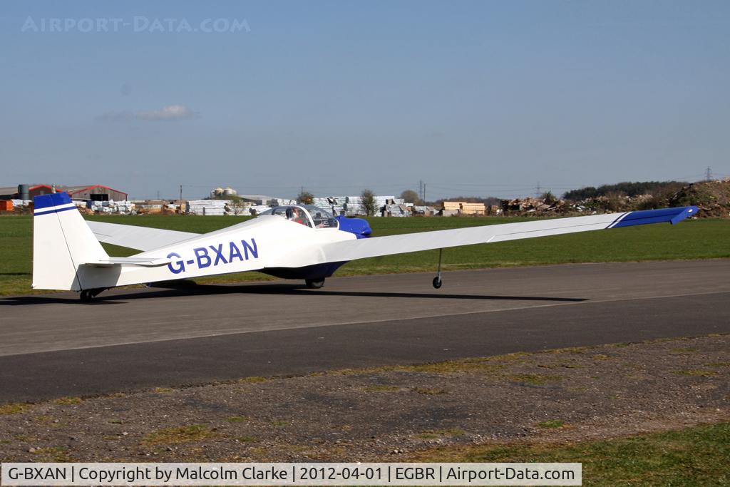 G-BXAN, 1980 Scheibe SF-25C Falke C/N 44299, Scheibe SF25C, Breighton Airfield's 2012 April Fools Fly-In.