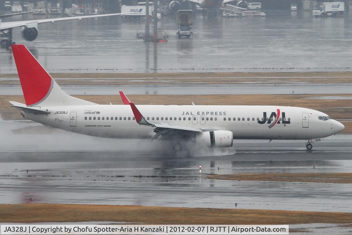 JA328J, 2010 Boeing 737-846 C/N 35357, NikonD200+TAMRON AF 200-500mm F/5-6.3 LD IF