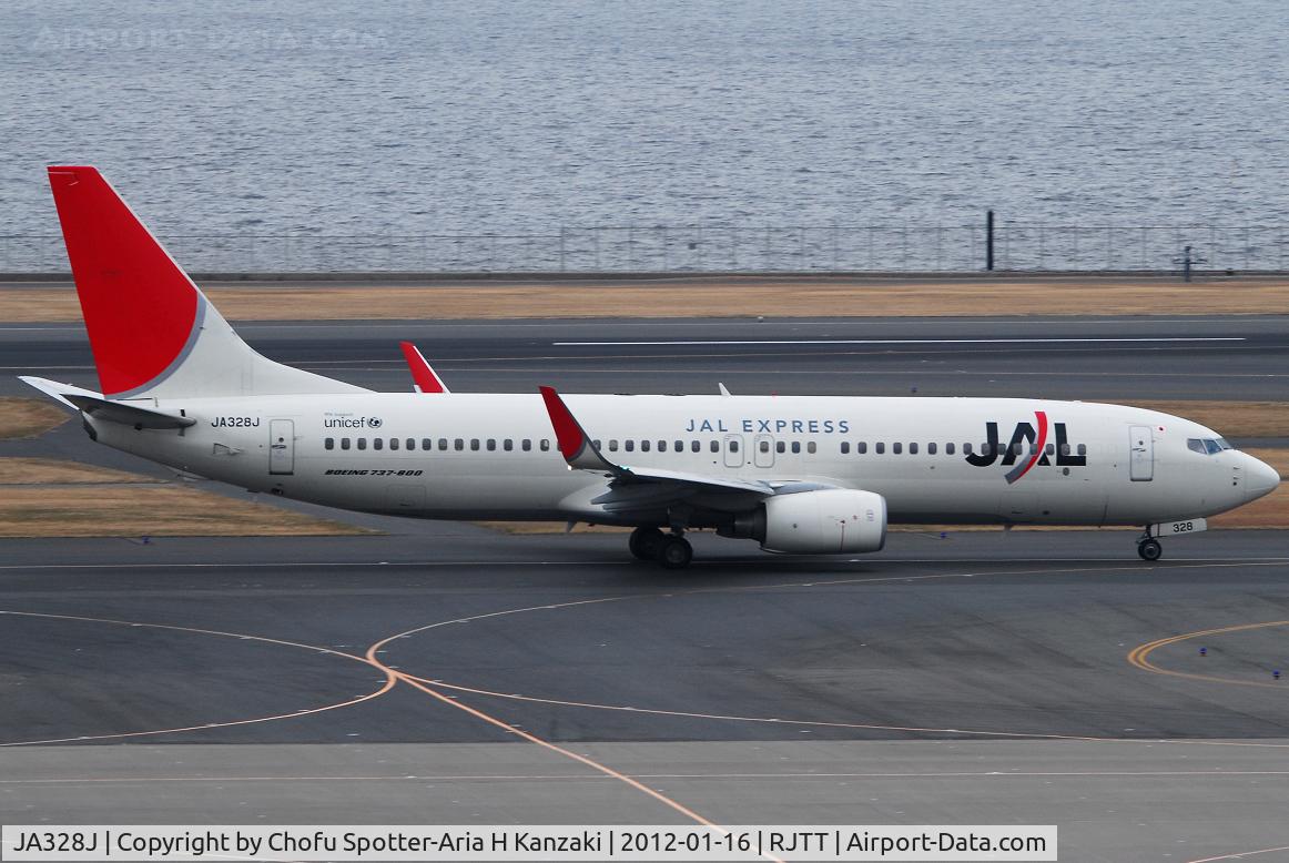 JA328J, 2010 Boeing 737-846 C/N 35357, NikonD200+TAMRON AF 200-500mm F/5-6.3 LD IF
