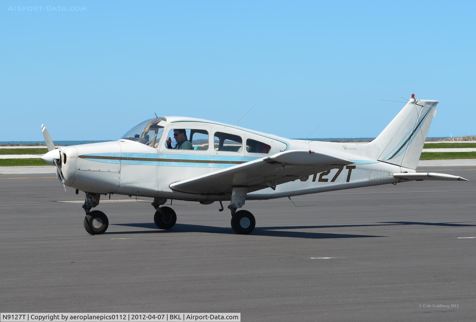 N9127T, 1969 Beech B23 Musketeer C/N M-1148, N9127T dropped off a lady at KBKL in downtown Cleveland and then it flew off.