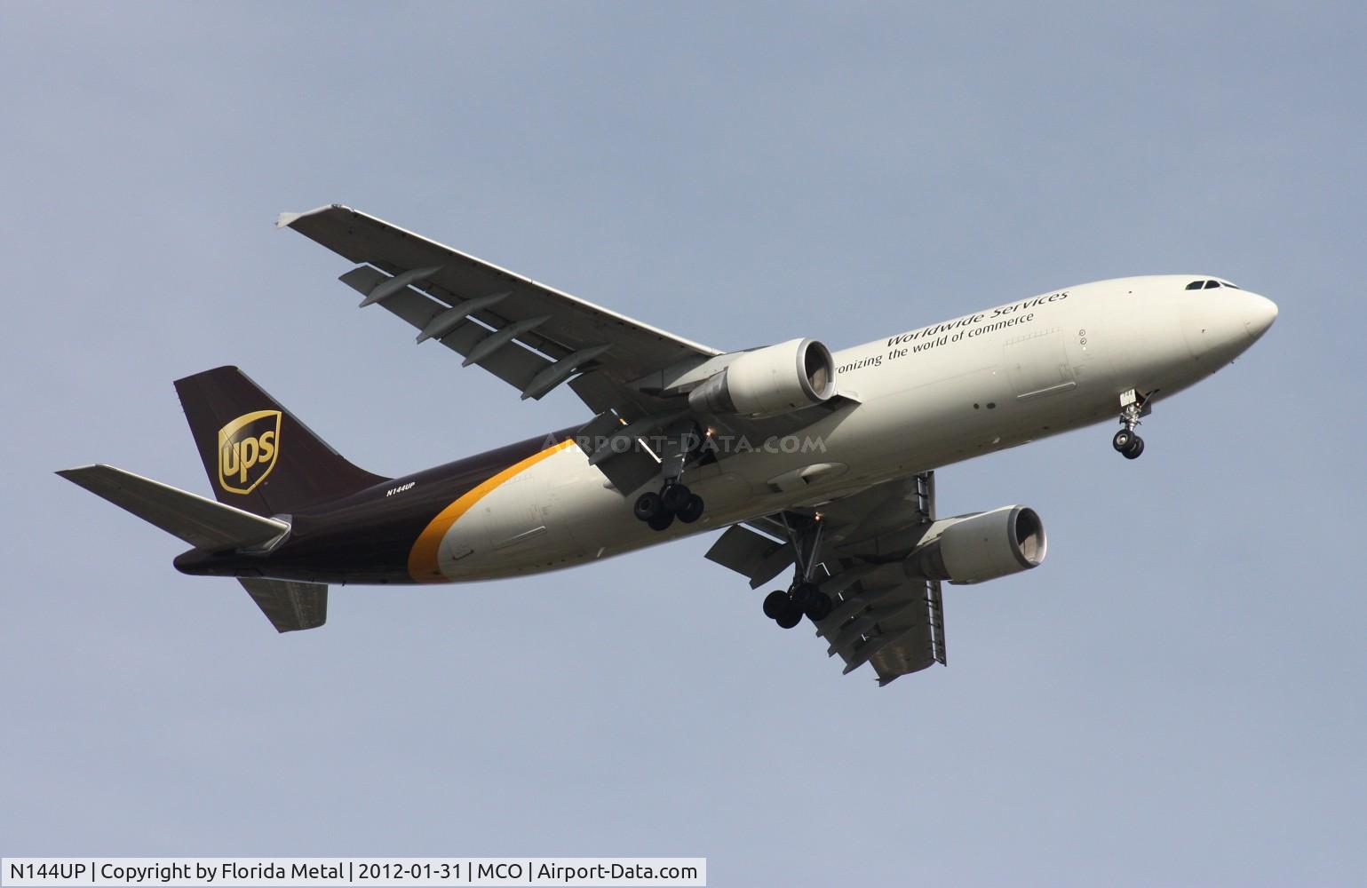 N144UP, 2002 Airbus A300F4-622R C/N 827, UPS A300