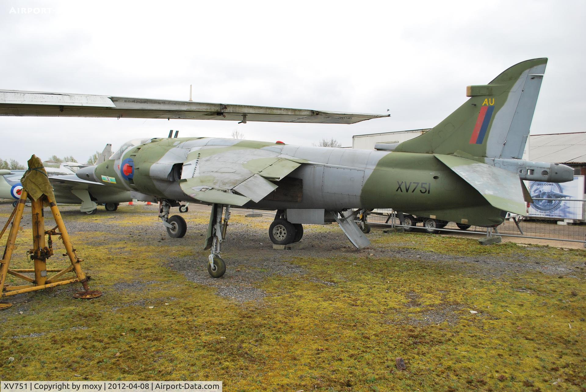 XV751, 1969 Hawker Siddeley Harrier GR.3 C/N 712014, Harrier GR.3 at the Gatwick Aviation Museum