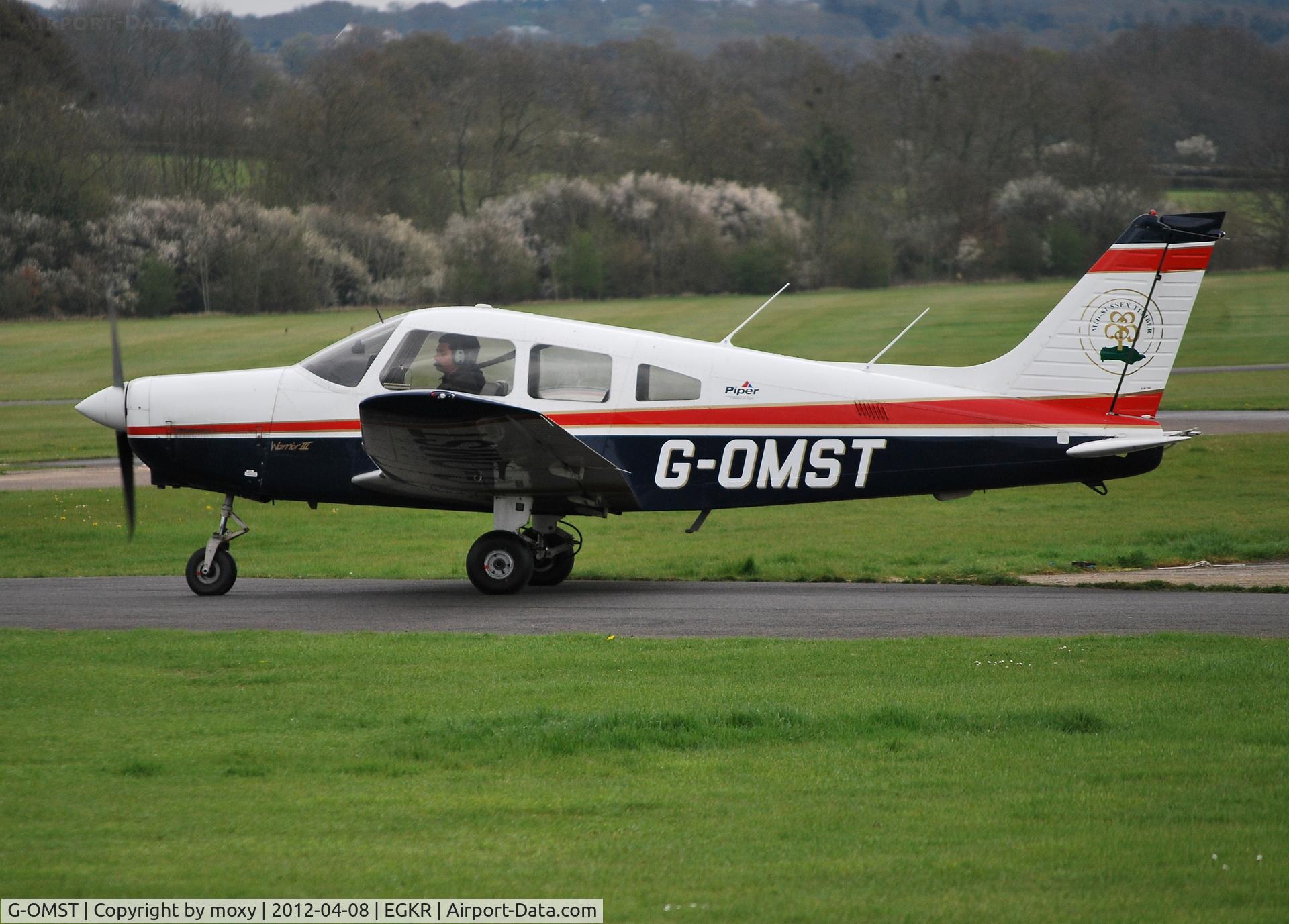 G-OMST, 2001 Piper PA-28-161 Cherokee Warrior III C/N 2842121, Cherokee Warrior II at Redhill