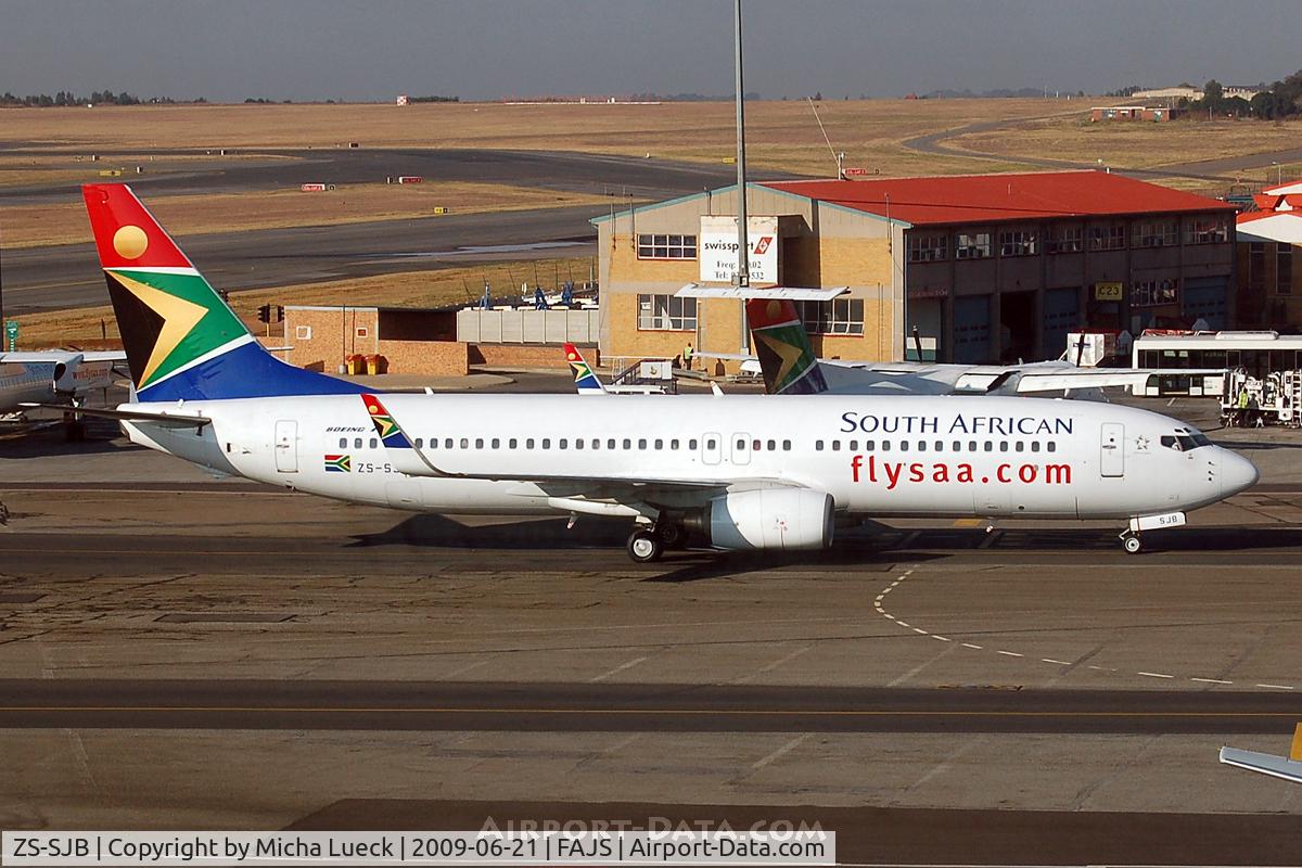 ZS-SJB, 2000 Boeing 737-8S3 WL C/N 29249, At Jo'burg