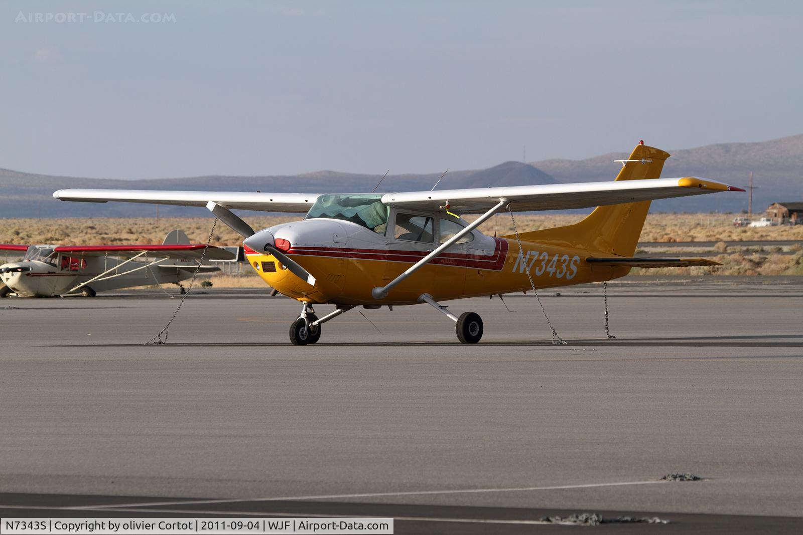 N7343S, 1976 Cessna 182P Skylane C/N 18265134, Lancaster airport
