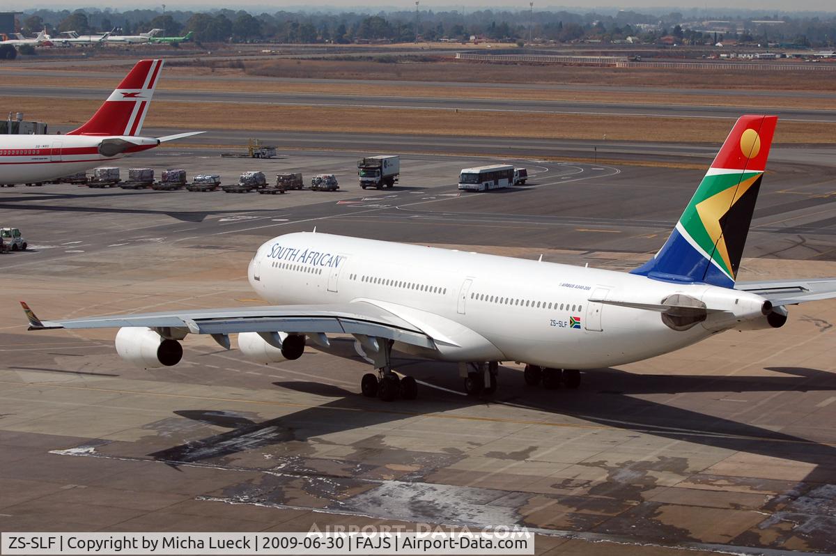 ZS-SLF, 1992 Airbus A340-211 C/N 006, At Jo'burg