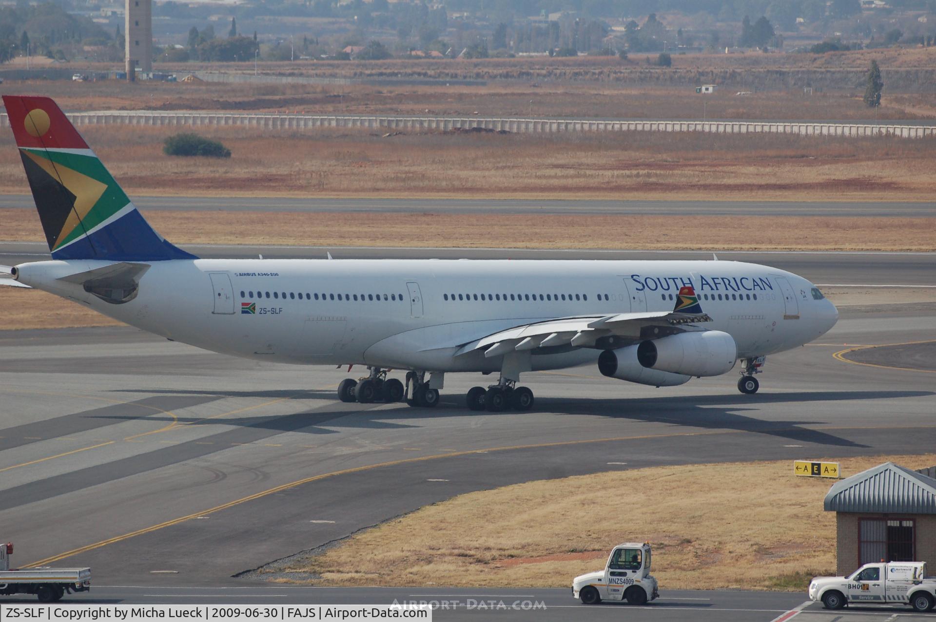 ZS-SLF, 1992 Airbus A340-211 C/N 006, At Jo'burg