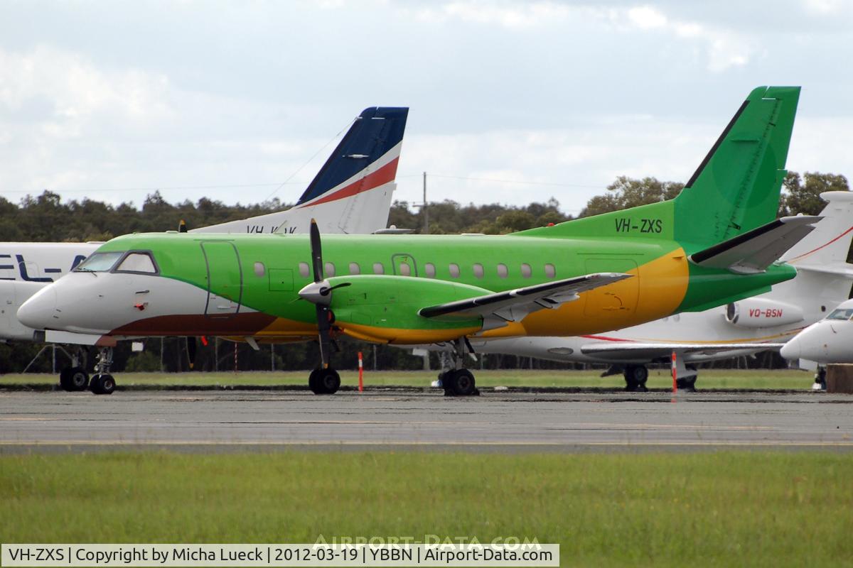 VH-ZXS, 1990 Saab 340B C/N 340B-179, At Brisbane
