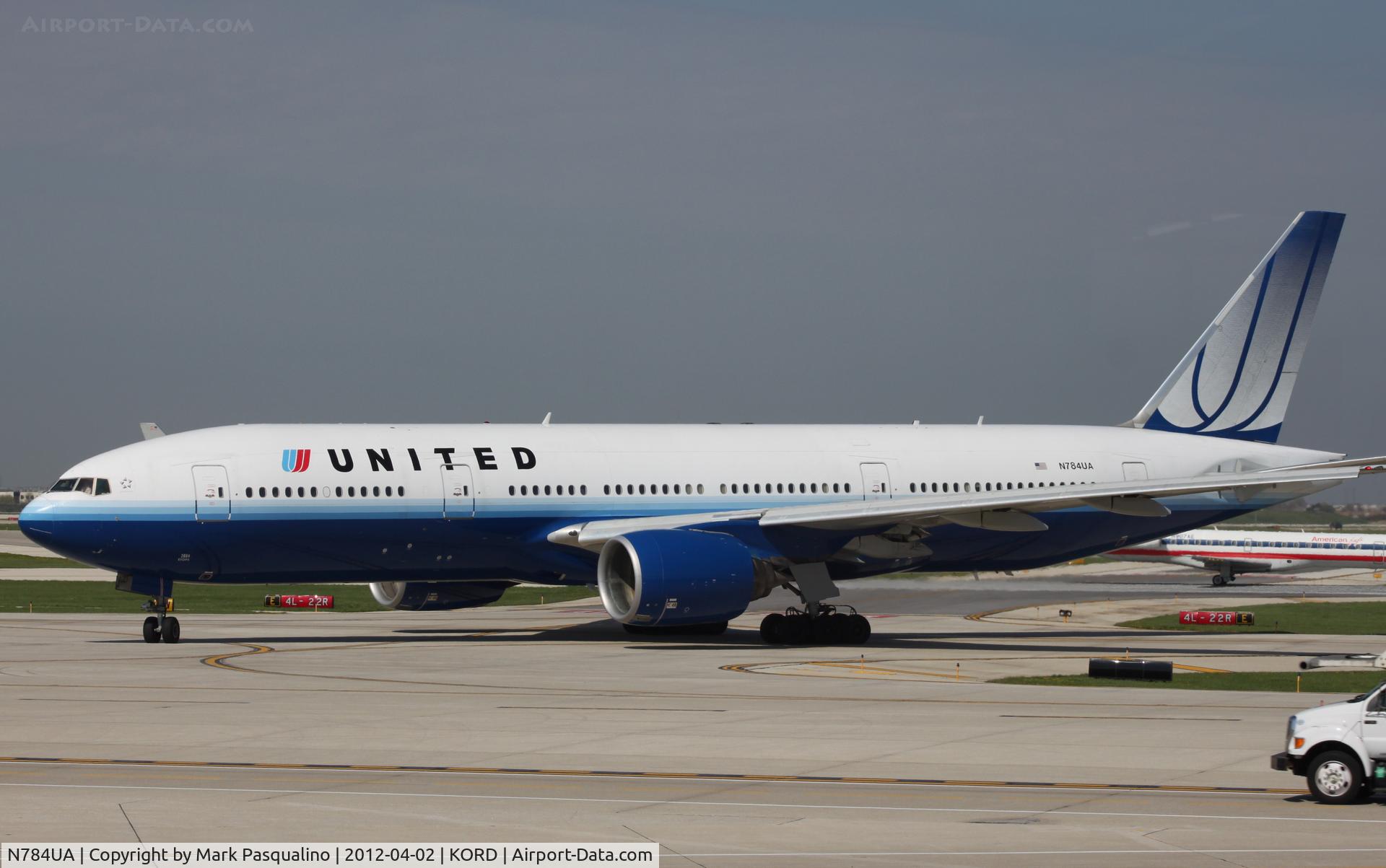 N784UA, 1997 Boeing 777-222/ER C/N 26951, Boeing 777-200