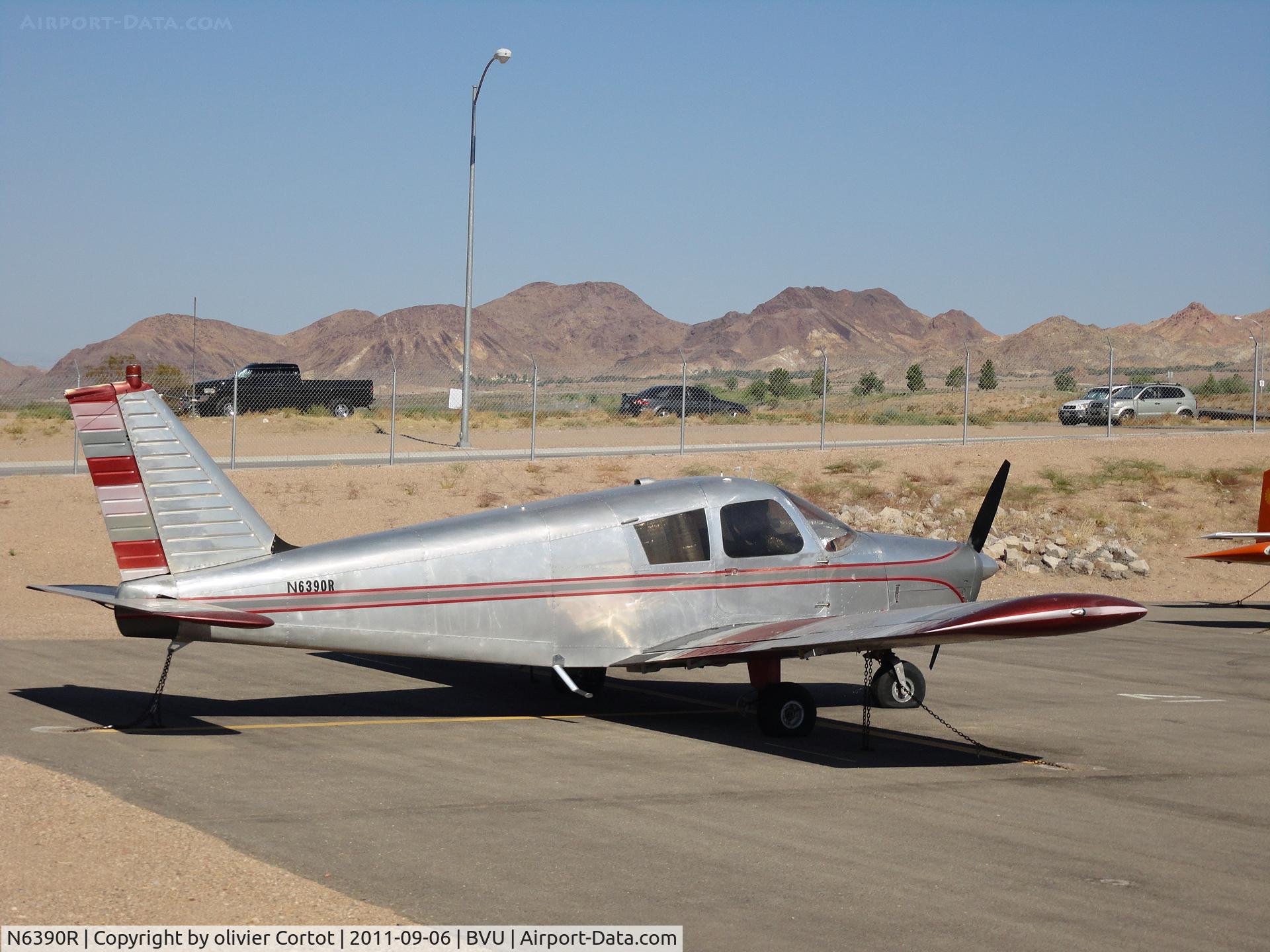N6390R, 1966 Piper PA-28-140 C/N 28-21567, Boulder city
