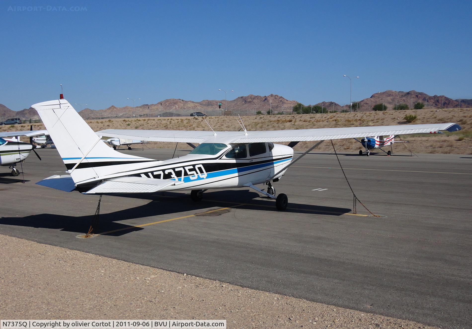 N7375Q, 1972 Cessna 182P Skylane C/N 18261015, Boulder city airport