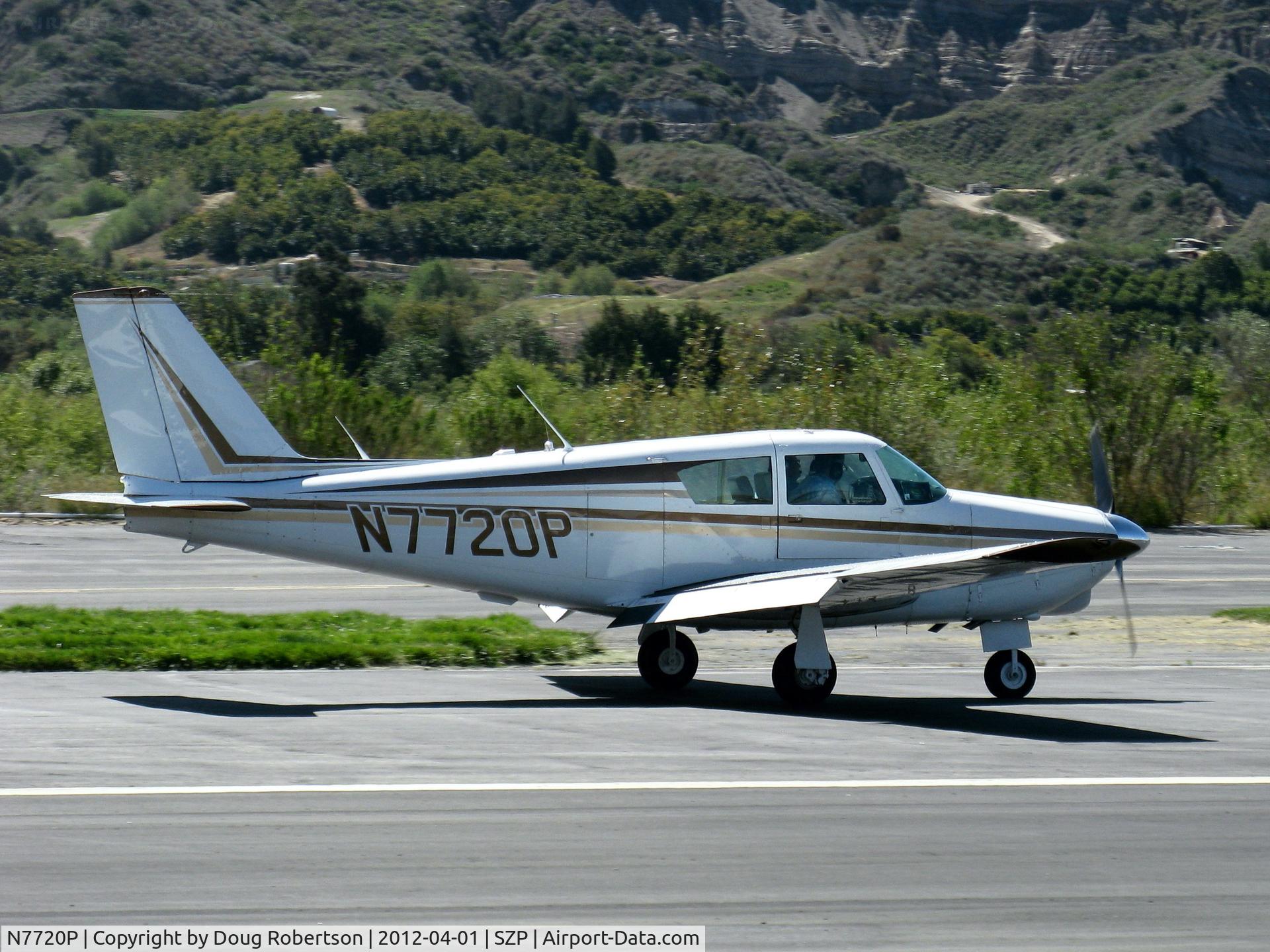 N7720P, 1961 Piper PA-24-250 Comanche C/N 24-2933, 1961 Piper PA-24-250 COMANCHE, Lycoming O-540-A1A5 250 Hp, landing roll Rwy 22
