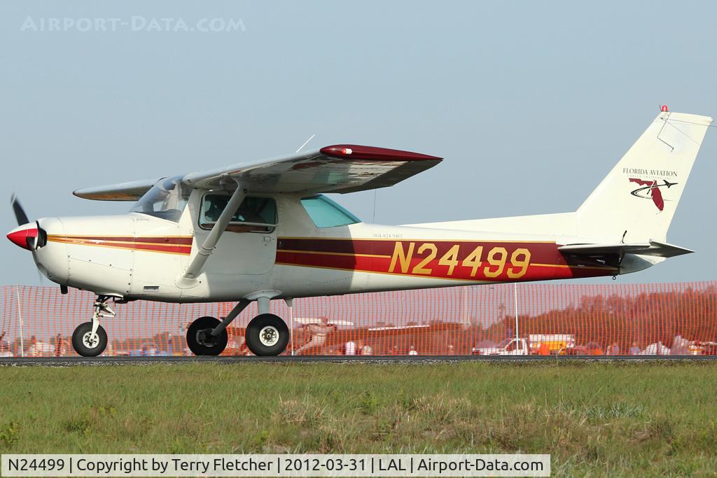 N24499, 1977 Cessna 152 C/N 15280291, 1977 Cessna 152, c/n: 15280291
 at 2012 Sun N Fun