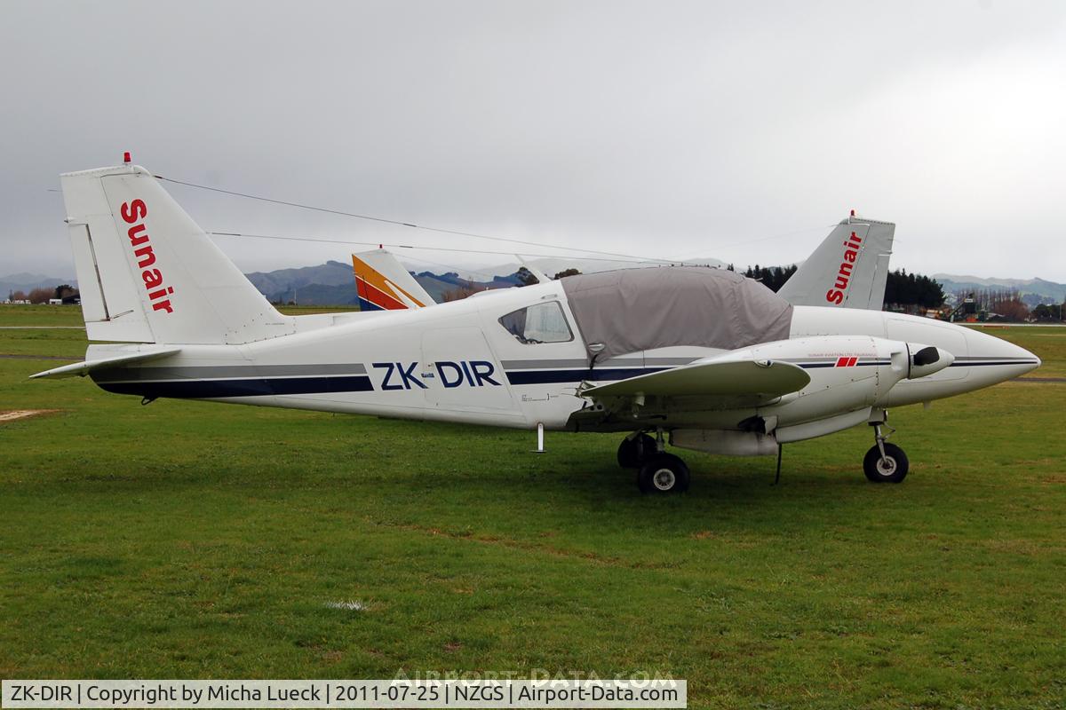 ZK-DIR, Piper PA-23-250 C/N 27-4242, At Gisborne