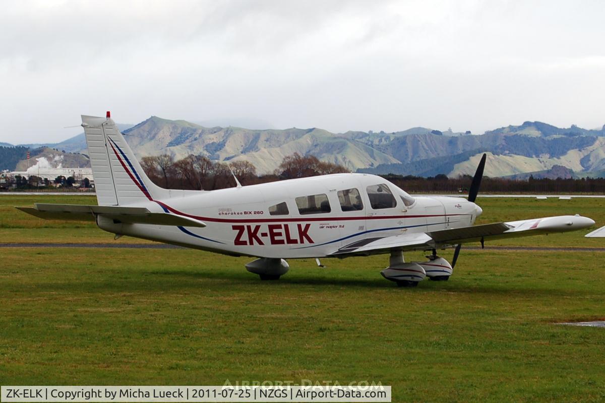 ZK-ELK, 1976 Piper PA-32-260 Cherokee Six Cherokee Six C/N 32-7600009, At Gisborne