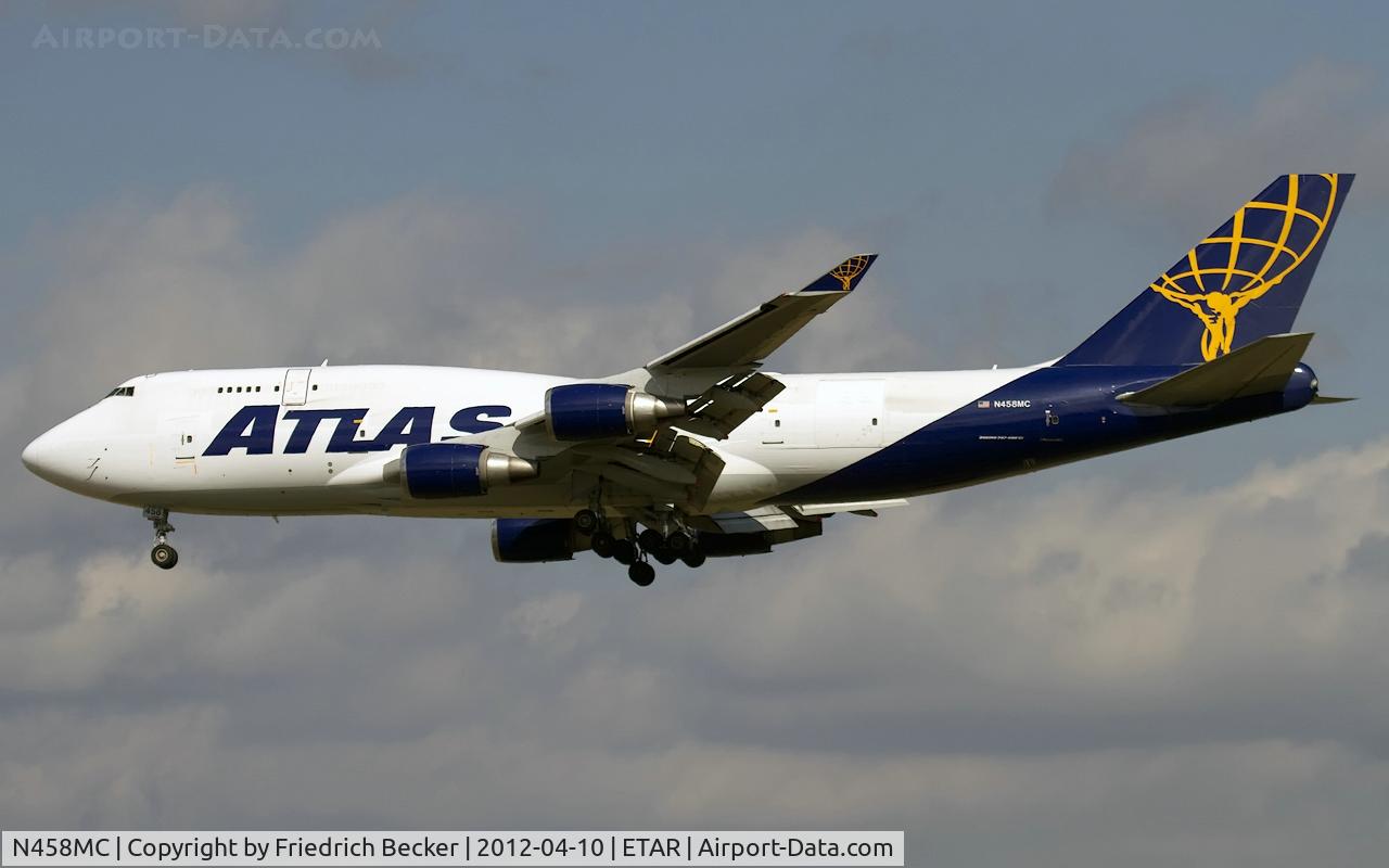 N458MC, 1994 Boeing 747-446F C/N 26356, on final RW27