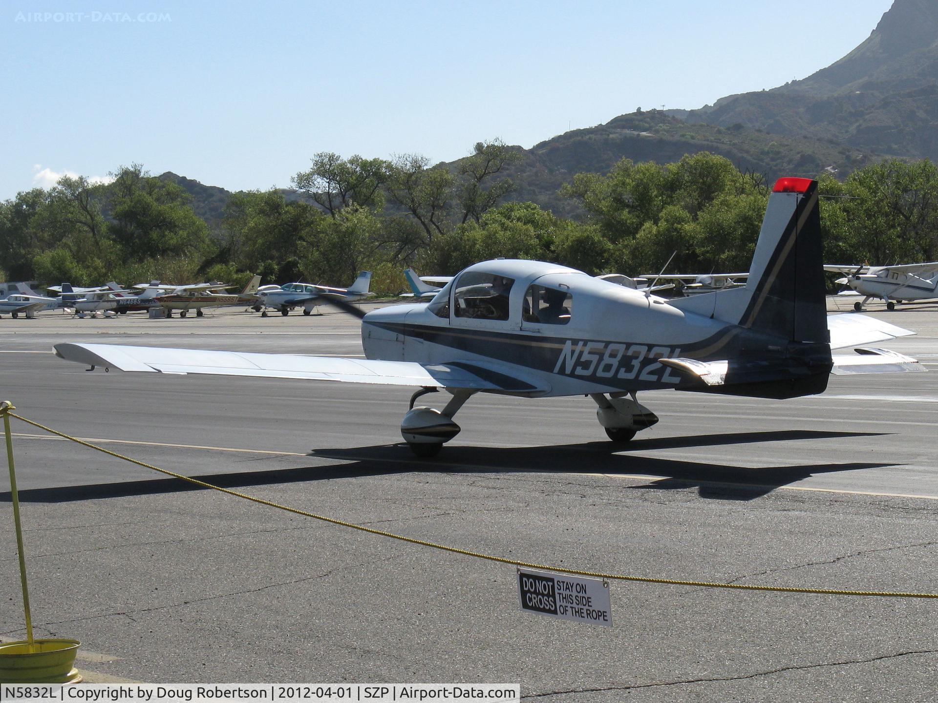 N5832L, 1972 American AA-5 C/N AA5-0232, 1972 American Aviation AA-5 TRAVELER, Lycoming O-320-E2G 150 Hp, taxi