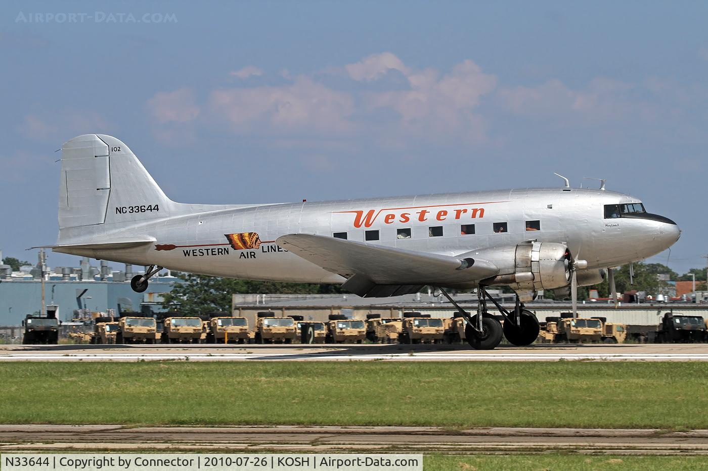N33644, 1941 Douglas DC-3A-197E C/N 4123, EAA Airventure 2010.