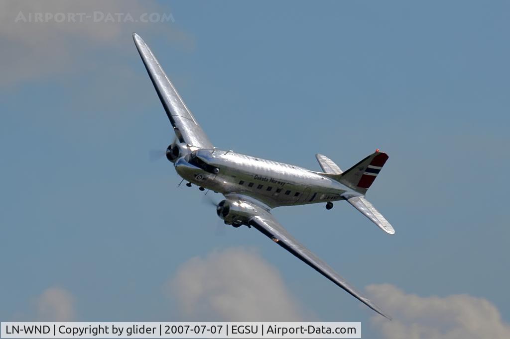 LN-WND, 1943 Douglas C-53D-DO Skytrooper (DC-3A) C/N 11750, Beautifully maintained oldie!