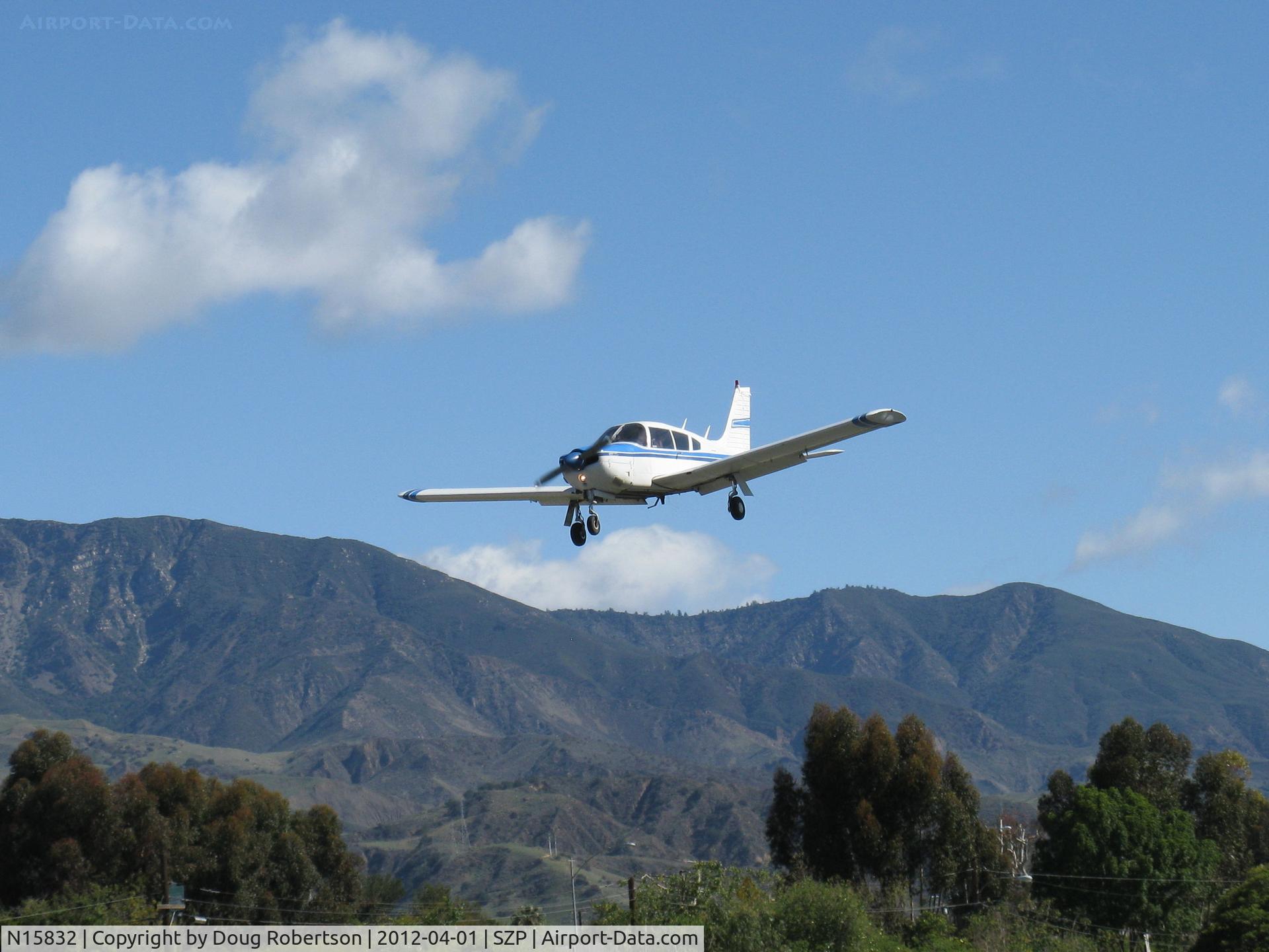 N15832, 1972 Piper PA-28R-200 Arrow IV C/N 28R-7335093, 1972 Piper PA-28R-200 ARROW II, Lycoming IO-360-C1C 200 Hp, on final Rwy 22