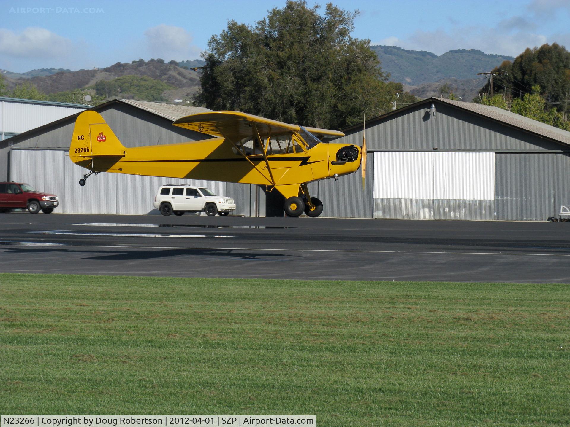 N23266, 1939 Piper J3C-65 Cub Cub C/N 3113, 1939 Piper J3C-65 CUB, Continental A&C65 65 Hp, landing Rwy 04