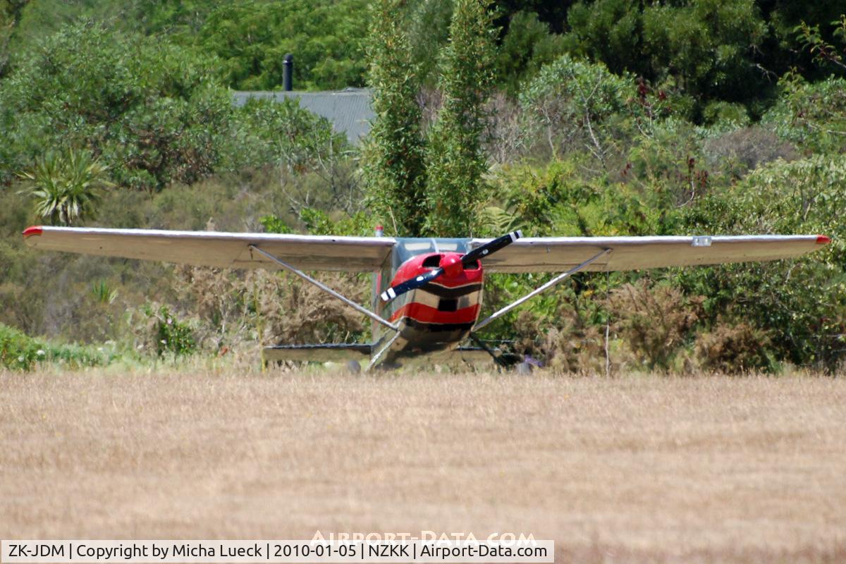 ZK-JDM, Cessna 180 C/N 31901, At Kerikeri (Bay of Islands)