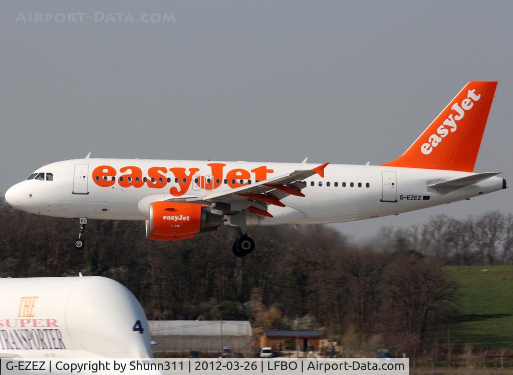 G-EZEZ, 2004 Airbus A319-111 C/N 2360, Landing rwy 14R without '.COM' titles
