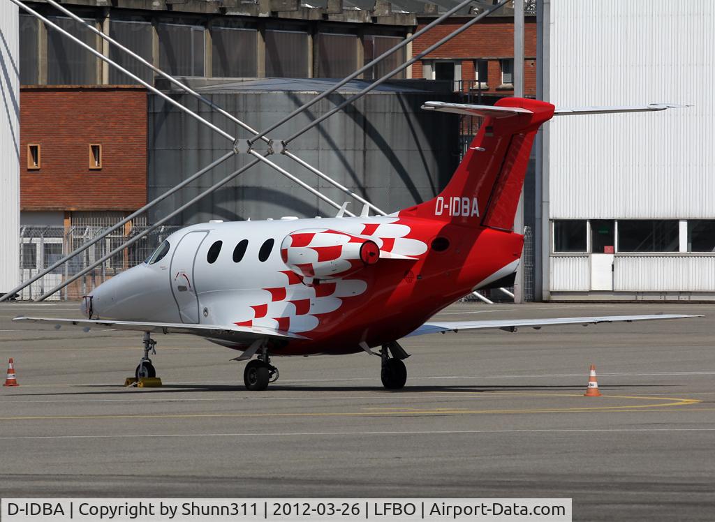 D-IDBA, 2006 Raytheon 390 Premier 1A C/N RB-164, Parked at the General Aviation area in OLT Express c/s