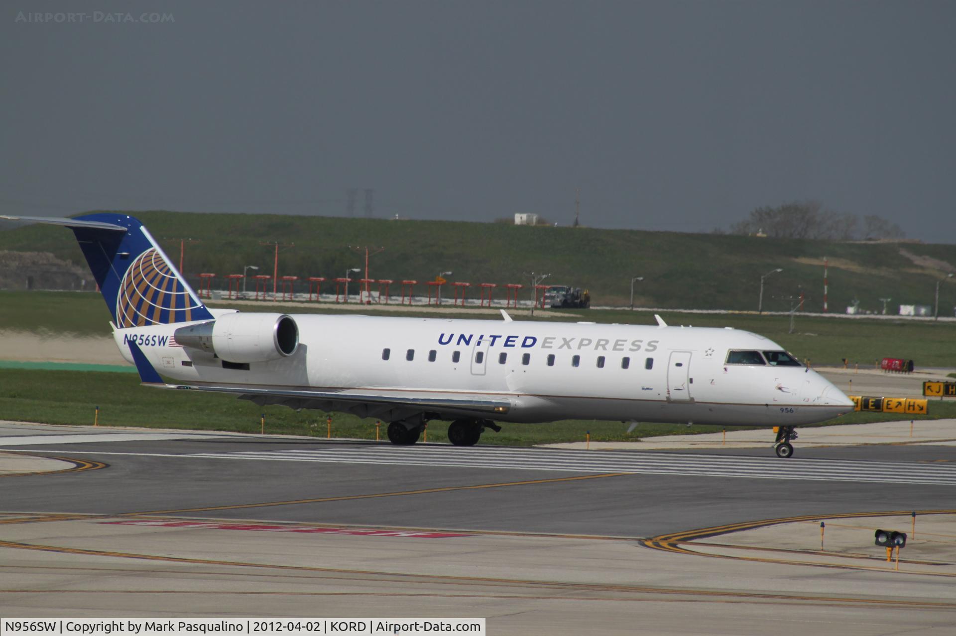 N956SW, 2003 Canadair CL-600-2B19 Regional Jet CRJ-200LR C/N 7825, CL-600-2B19