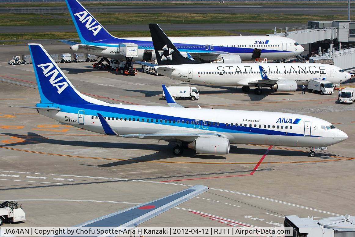 JA64AN, 2010 Boeing 737-881 C/N 33902, NikonD40+TAMRON SP AF 70-200mm F/2.8 Di LD [IF]