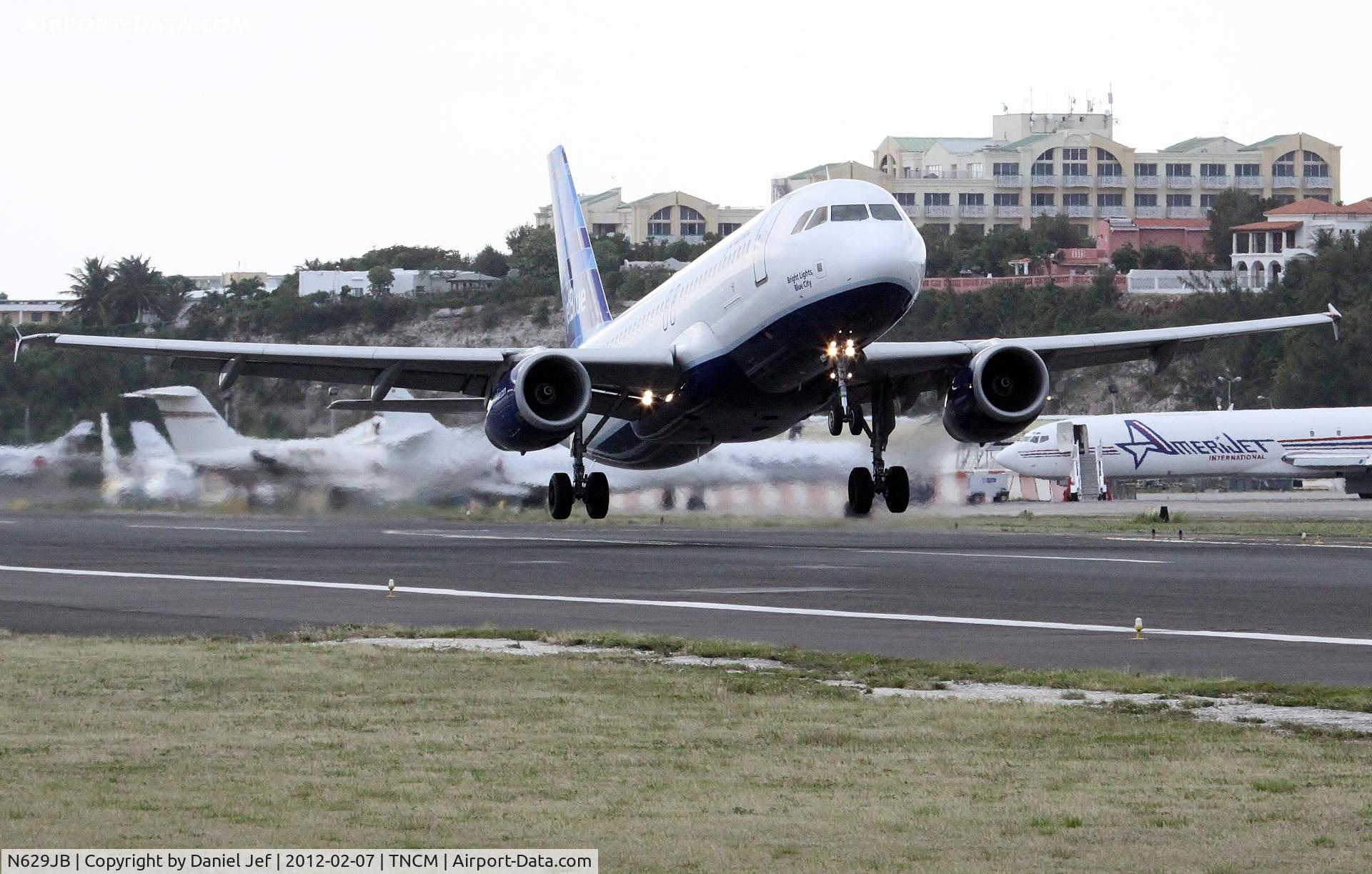 N629JB, 2005 Airbus A320-232 C/N 2580, N629JB
