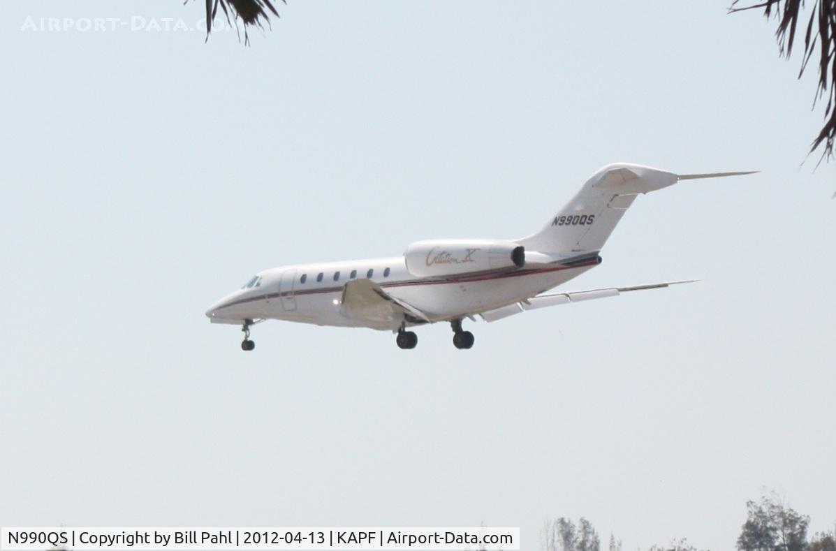 N990QS, 2002 Cessna 750 Citation X C/N 750-0190, Landing at Naples Municipal