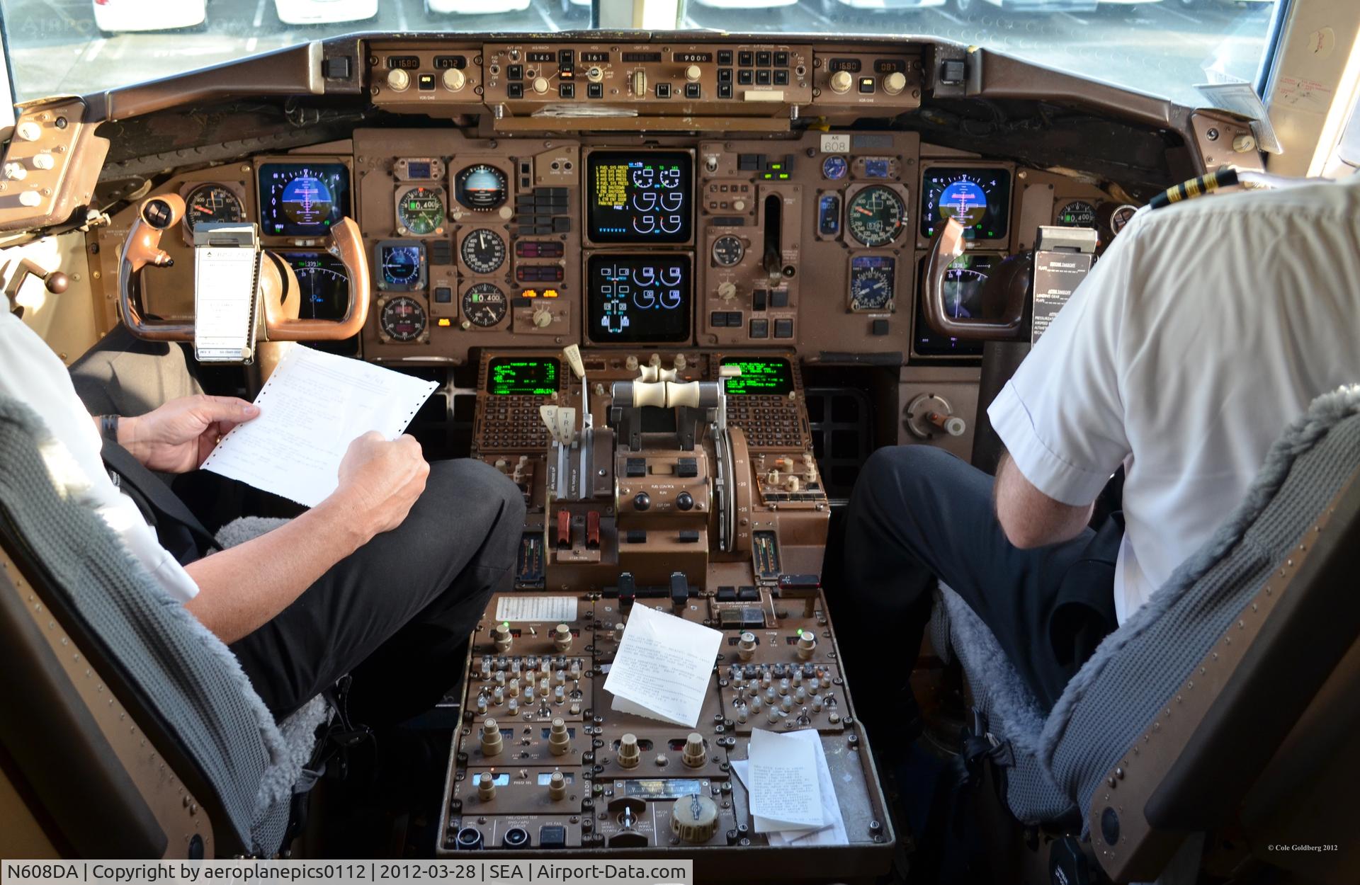 N608DA, 1985 Boeing 757-232 C/N 22815, A view of the cockpit on Delta Airlines Flight 2214. I would like to thank the captain and first officer, both retired Air Force pilots for allowing me into the cockpit and sharing their knowledge with me!