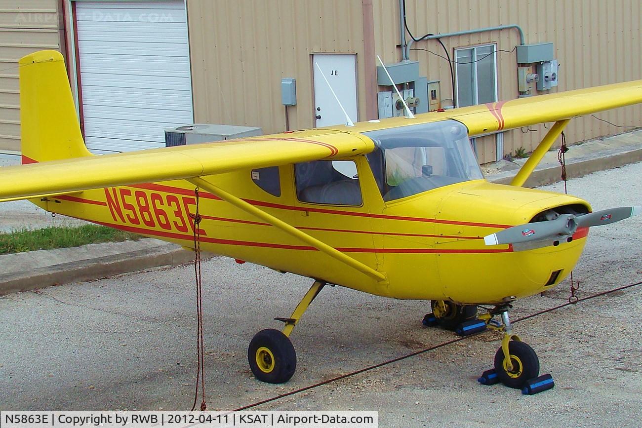 N5863E, 1959 Cessna 150 C/N 17363, Parked