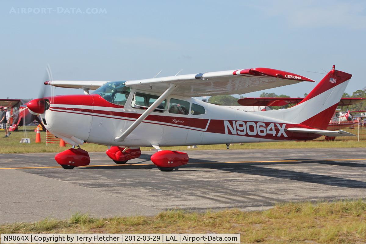 N9064X, 1961 Cessna 182D Skylane C/N 18253464, 1961 Cessna 182D, c/n: 18253464 at 2012 un N Fun