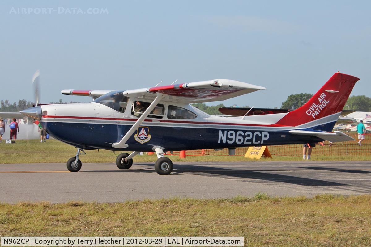 N962CP, 2007 Cessna 182T Skylane C/N 18281972, 2007 Cessna 182T, c/n: 18281972 at 2012 Sun N Fun