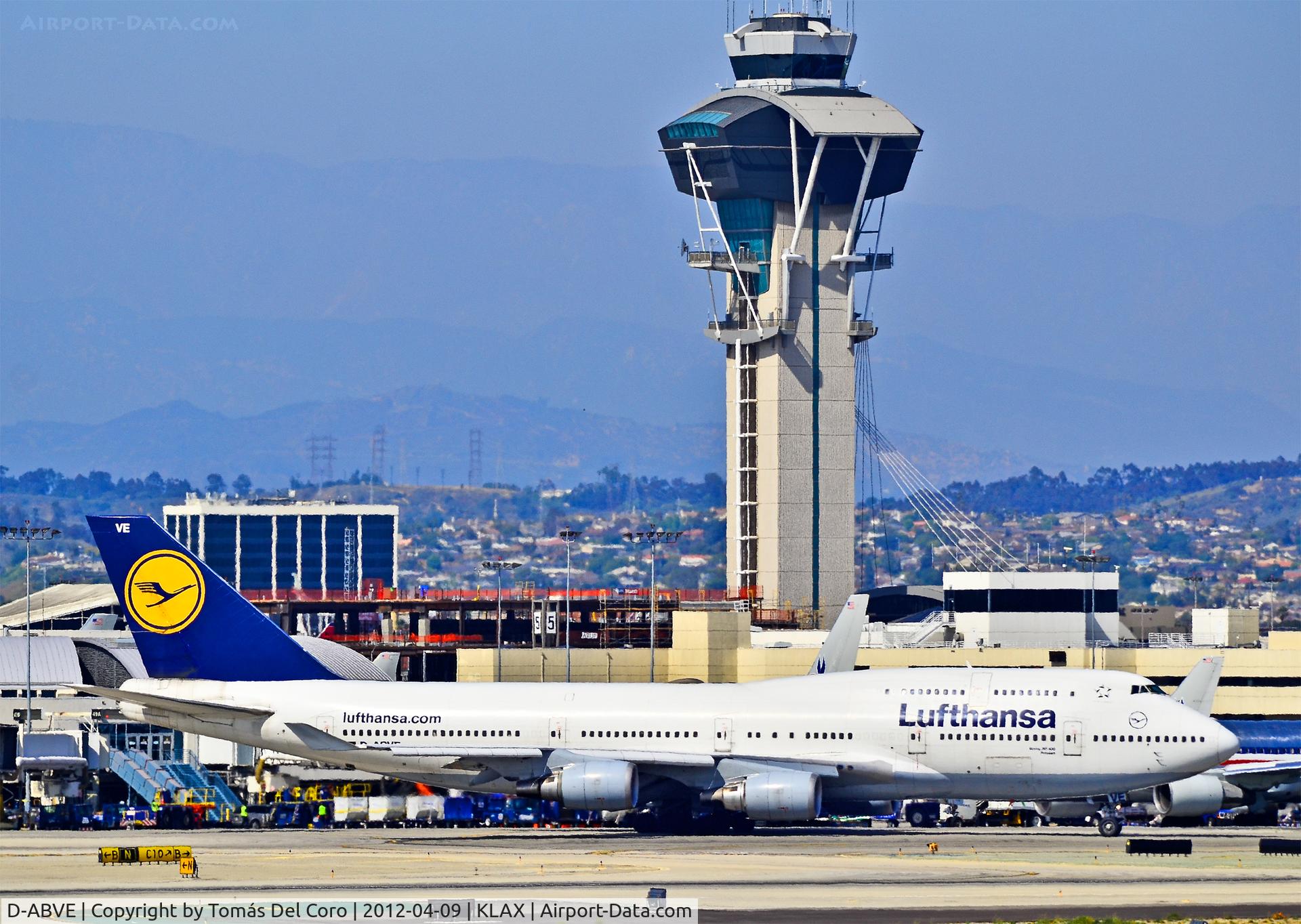 D-ABVE, 1990 Boeing 747-430 C/N 24741, D-ABVE Lufthansa Boeing 747-430 (cn 24741/787)

Los Angeles International Airport (IATA: LAX, ICAO: KLAX, FAA LID: LAX)
TDelCoro
April 9, 2012