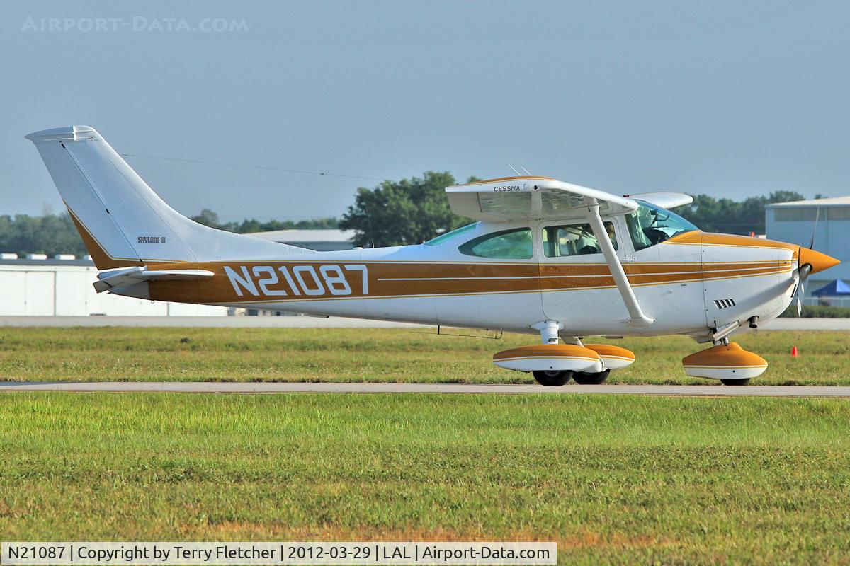 N21087, 1972 Cessna 182P Skylane C/N 18261404, 1972 Cessna 182P, c/n: 18261404 at 2012 Sun N Fun